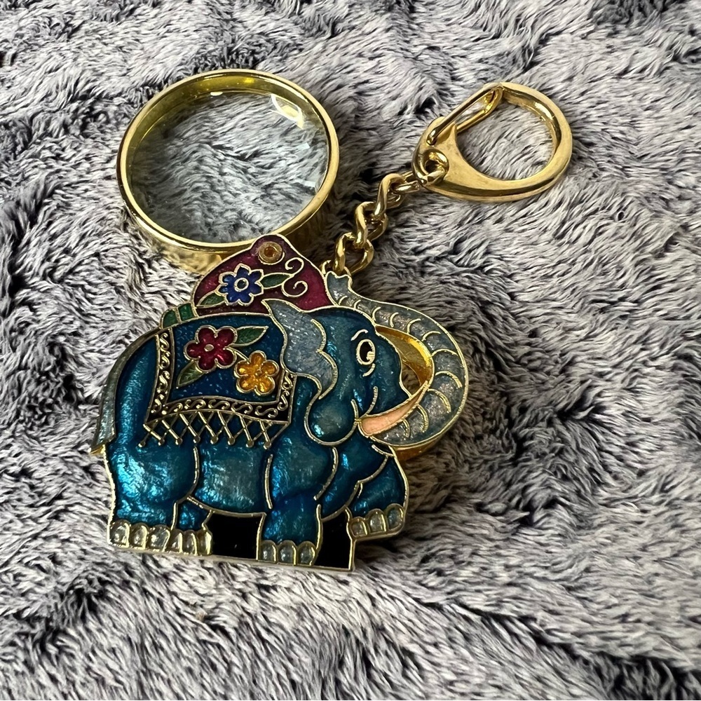 Vintage Cloisonné Elephant Keychain with Foldable Magnifier